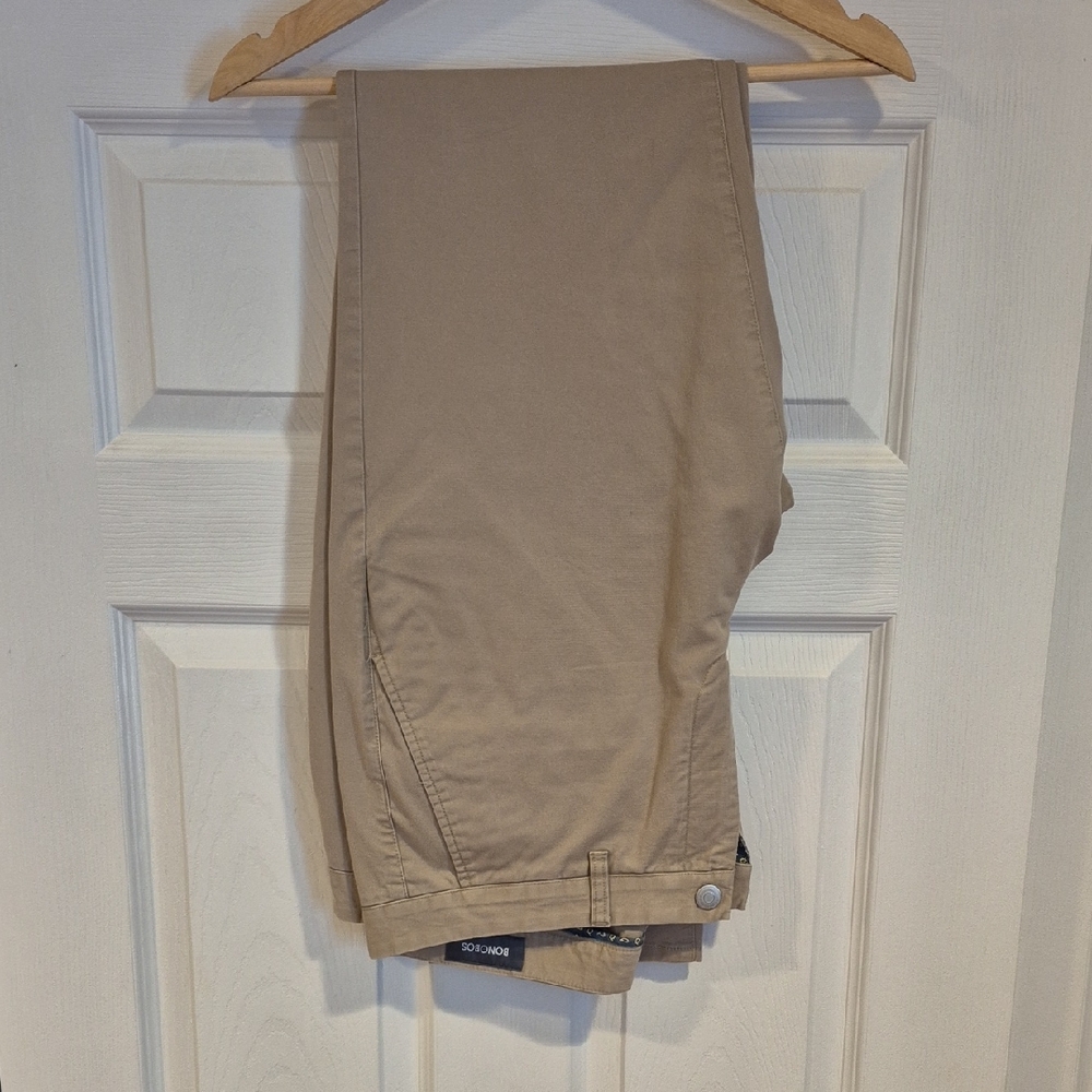 Like New Bonobos Slim Fit Men's Khaki Chinos, 36x36